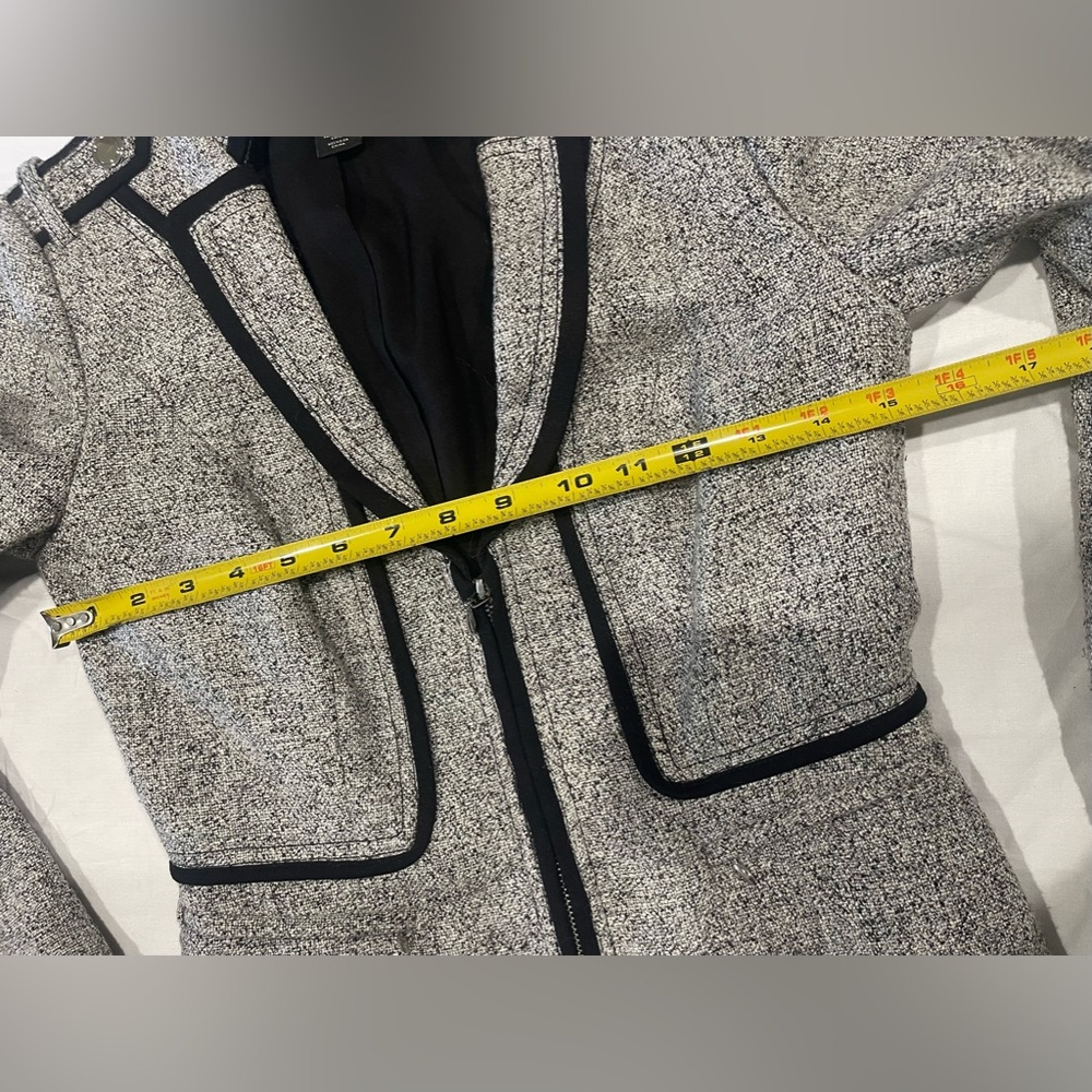 White House Black Market Gray Long Sleeve Tweed zippered Blazer Jacket Size 00 - Picture 3 of 11